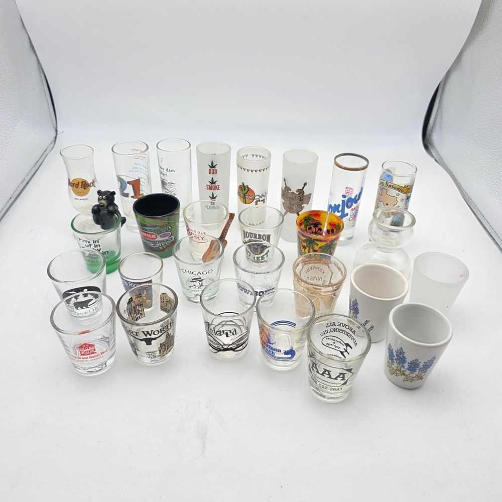 Lot of 25 Vintage Souvenir Shot Glasses Hard Rock Cafe Grand Ole Opry Travel H4 - Picture 2 of 16